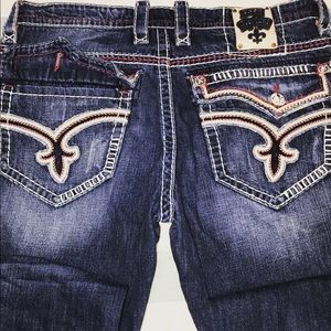 Men’s Rock Revival Jeans !